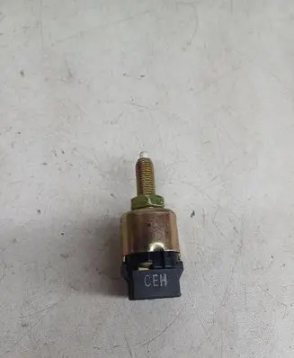 KIA Sorento Brake pedal sensor switch