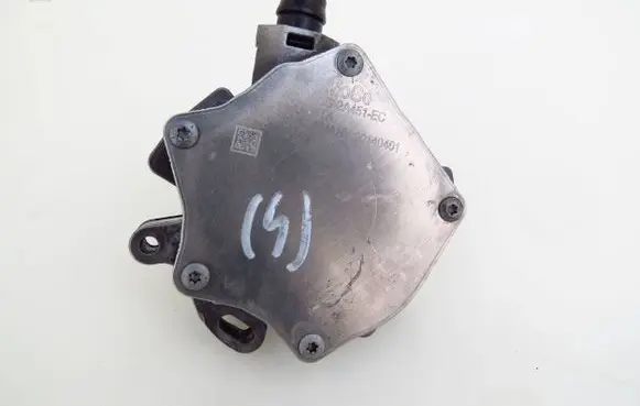 Volvo V40 Vacuum pump BM5G2A451EC