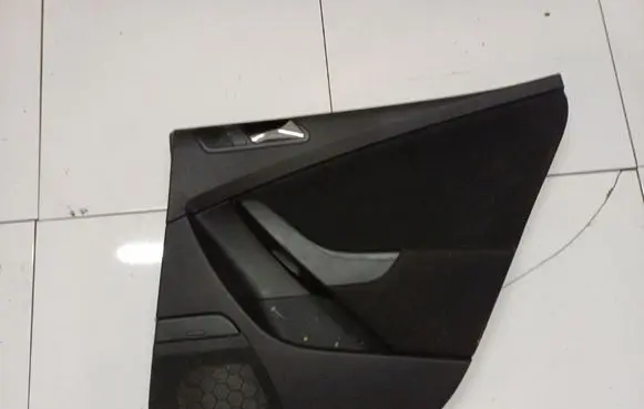 Volkswagen PASSAT B6 Rear door interior light 3C9867212DKTCD