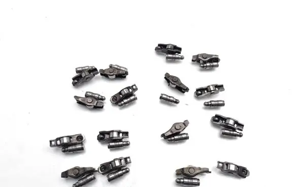 Toyota Avensis T270 Valve rocker arm 2WW