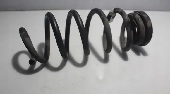 Alfa Romeo Giulia Coil spring/strut mount 