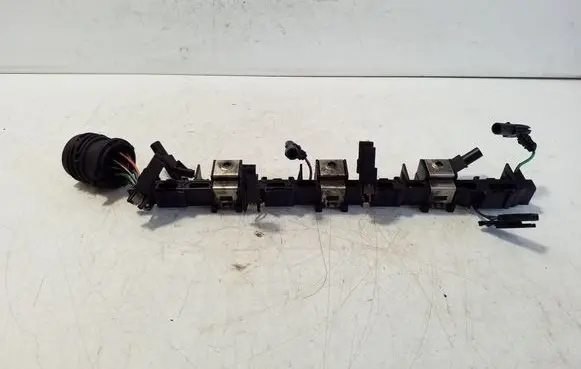 Audi A6 Allroad C6 Fuel injector wires 03G971826A