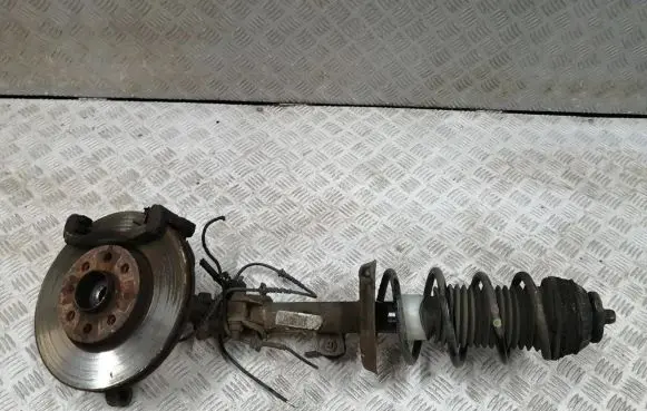 Front wheel hub spindle knuckle