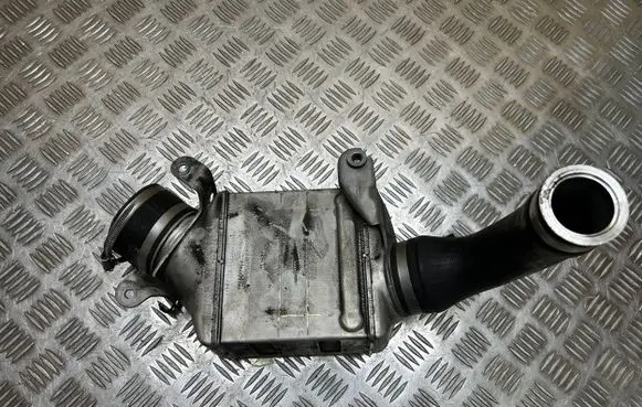 BMW 6 F06 Gran coupe Intercooler radiator 7575406 17517575406 7575404