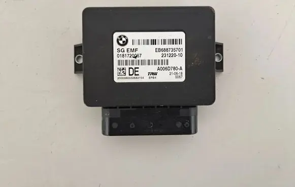BMW i8 Rear brake EMF control unit/module 6887357 6878143