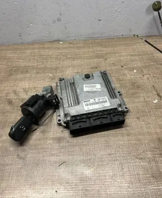 Engine ECU kit and lock set