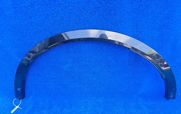 BMW X7 G07 Rear arch trim 7493021