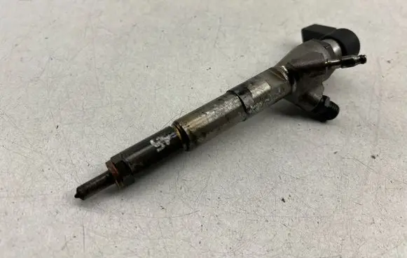 Nissan Qashqai Fuel injector A2C59507596