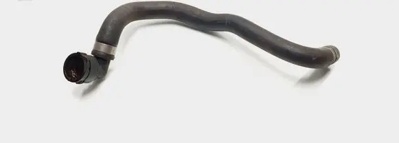 Volkswagen PASSAT B5 Engine coolant pipe/hose 820919373N