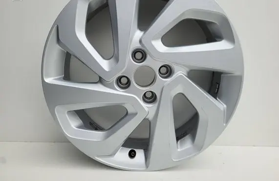 Toyota Aygo X R17 alloy rim
