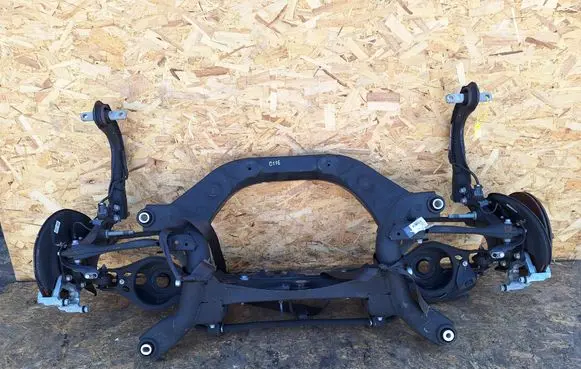 Toyota RAV 4 (XA50) Rear axle beam 