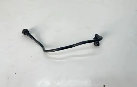 BMW 5 GT F07 Engine coolant pipe/hose 7592650