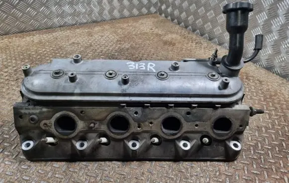 Cadillac Escalade Engine head 