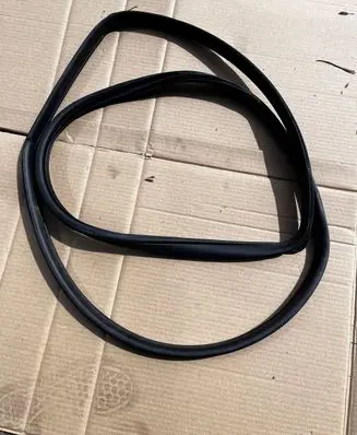 Mazda 6 Rubber seal loading door braknumeruczci