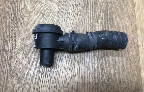 Porsche Macan (95B) EGR valve 06A145710P
