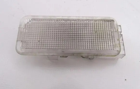 Peugeot 508 Front door interior light 