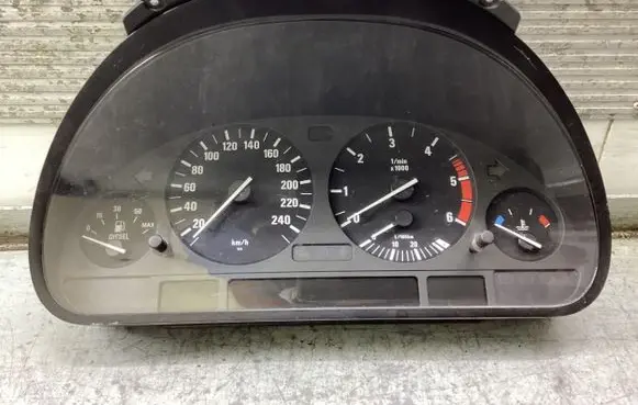 BMW 5 E39 Speedometer (instrument cluster) 62116906998 110008784