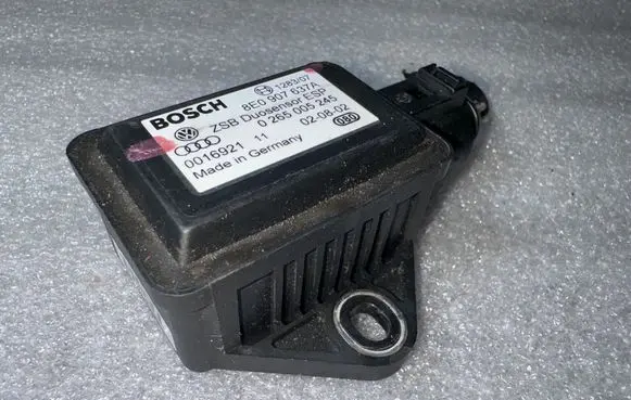Audi A4 S4 B6 8E 8H ESP acceleration yaw rate sensor 8E0907637A 0016921 0265005245