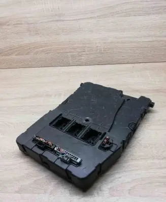 Renault Scenic II - Grand scenic II Central body control module 8200606830