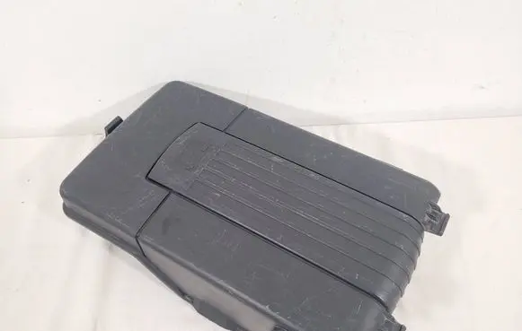 Volkswagen Golf V Battery box tray cover/lid 1K0915443A