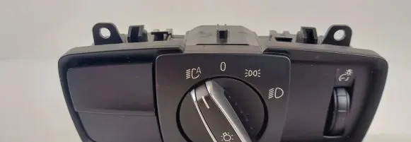 BMW X5 G05 Light switch 9865811 3473060207