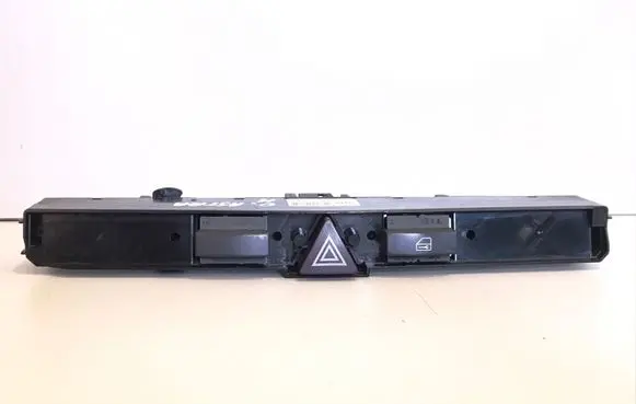 Opel Astra H Hazard light switch 13100105 03758075XF