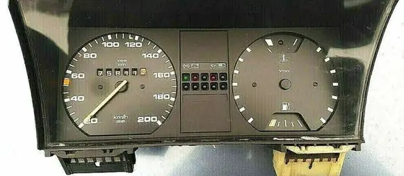 Volkswagen Golf III Speedometer (instrument cluster) 191919059