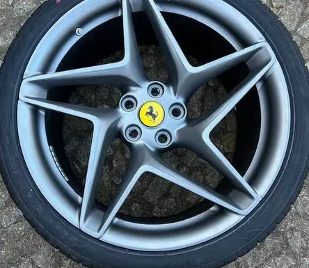 Ferrari F8 Tributo R20 alloy rim 861242