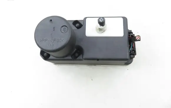 Volkswagen Polo III 6N 6N2 6NF Central locking vacuum pump 6N0962257