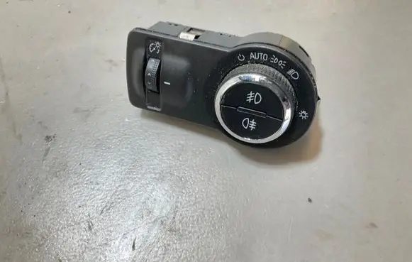 Opel Insignia A Light switch 22901655