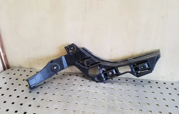 Volkswagen Eos Rear bumper mounting bracket 1Q0807393