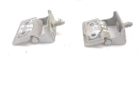 Suzuki Ignis Tailgate/trunk/boot hinge Z2SD02