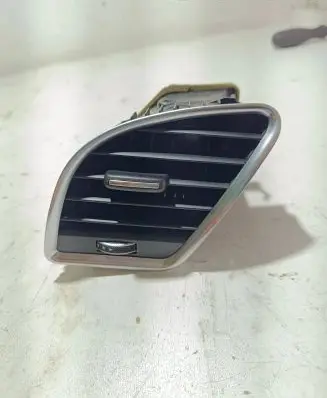 Audi A5 Sportback 8TA Dash center air vent grill 8T2820901F