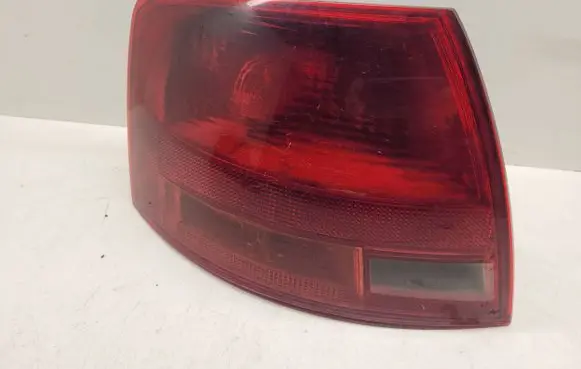 Audi A4 S4 B7 8E 8H Rear/tail lights 8E9945095C 484001 ULO748001