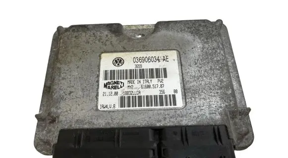 Skoda Fabia Mk1 (6Y) Engine control unit/module 036906034AE 18B3ZLLCA 6160051707