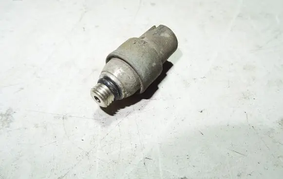 Volkswagen Phaeton Air suspension valve block 
