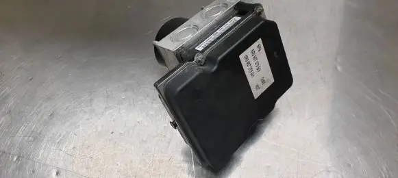 Audi A1 ABS Pump 6R0907379BB 6R0907379AH