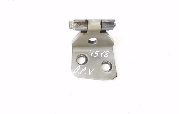 BMW X3 E83 Front door upper hinge 3422370