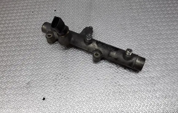 Audi A6 S6 C6 4F Fuel main line pipe 059130089