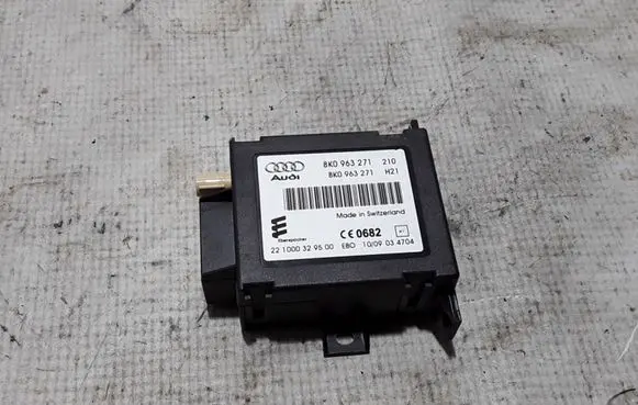 Audi Q5 SQ5 Auxiliary heating control unit/module 8K0963271