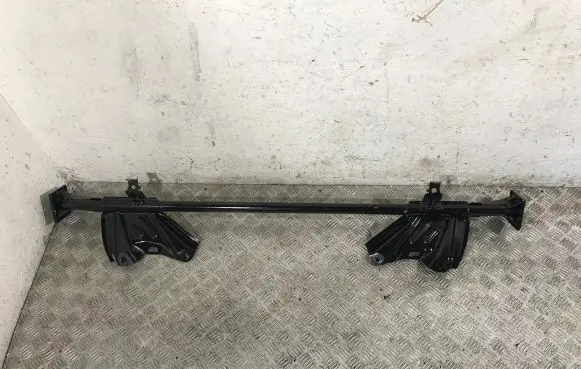 Toyota Avensis T270 ISOFIX Bracket 6106305010