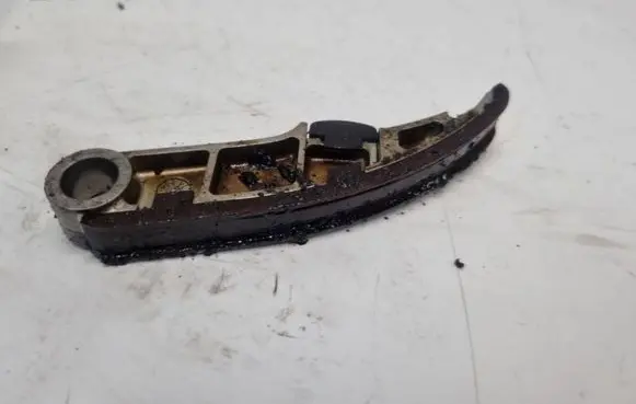 Subaru B9 Tribeca Slide rail for timing chain 