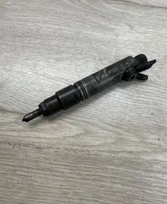 Fuel injector