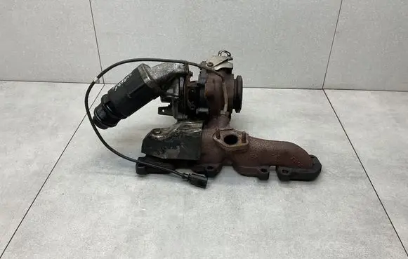 Volkswagen Sharan Turbo 03L253056G
