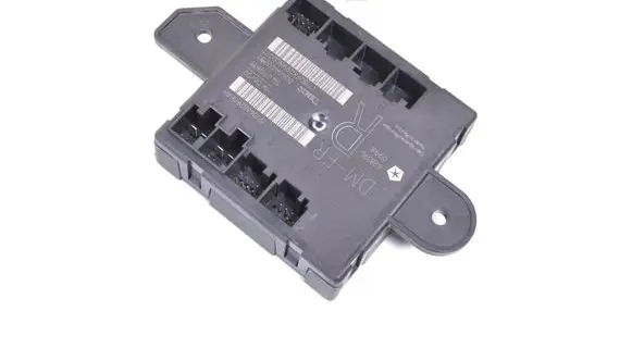 Jeep Cherokee Door control unit/module P04602806AH