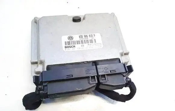 Volkswagen PASSAT B5 Engine control unit/module 038906018p 0281001720