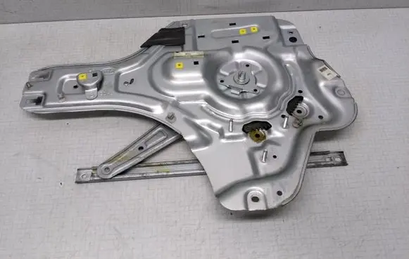 KIA Cerato Rear window lifting mechanism without motor 834702F020