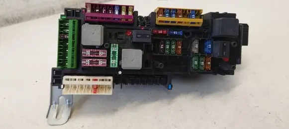 Mercedes-Benz E W212 SAM control unit A2129000022 A2129017206 A2129026107