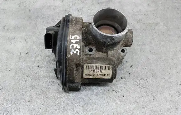 Volvo S40 Throttle body valve 