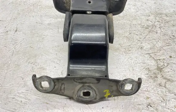 Opel Vivaro Tailgate/trunk/boot hinge 312304K GM66379A